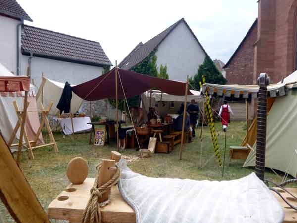 Historisches Lager beim Dorffest (Dirk Diehl)